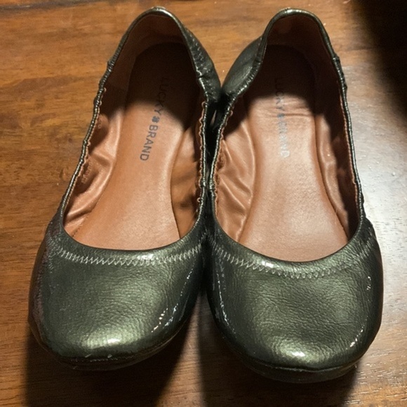 Lucky Brand Women’s Shoes Size 8 Pewter Color. Excellent condition. - Picture 2 of 5